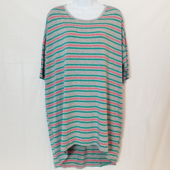 LuLaRoe Tops - Lularoe lrma top